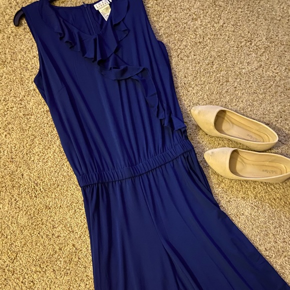 NWOT💙Joan Rivers Ruffled Sleeveless Jumpsuit - Picture 1 of 16